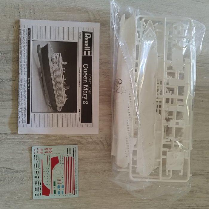 Revell 1:1200 - Modelschip - Queen Mary 2, Hobby en Vrije tijd, Modelauto's | 1:5 tot 1:12