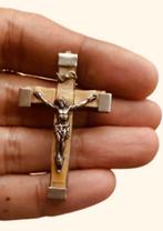 Verfijnd meesterwerk van Victoriaanse devotie: Majestueus