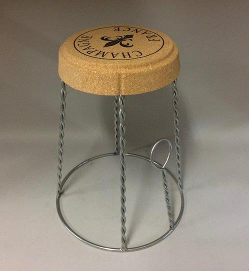 Tabouret - Bouchon de champagne - Aluminium, Liège, Verzamelen, Wijnen