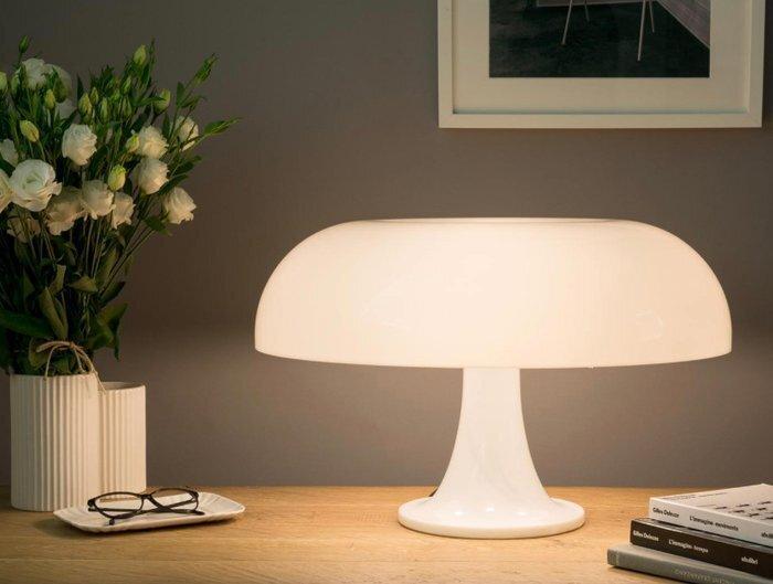 Artemide - Giancarlo Mattioli - Lamp - Nesso - ABS, Antiek en Kunst, Antiek | Verlichting