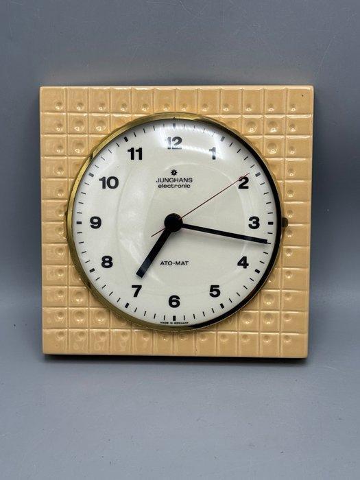 Horloge murale - Junghans - Métal, Verre, Céramique -, Antiquités & Art, Antiquités | Meubles | Chaises & Canapés
