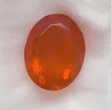 Vuuropaal  - 5.73 ct - Instituto Gemólogico Español (IGE)
