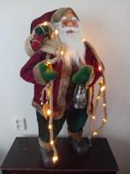 Kerstdecoratie - Plastic, Textiel - 80 cm kerstman verlicht, Diversen, Nieuw