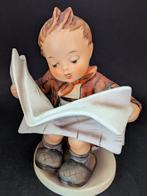 Beeld, Goebel Hummel Latest News - TMK5 - 13 cm - Porselein, Antiek en Kunst