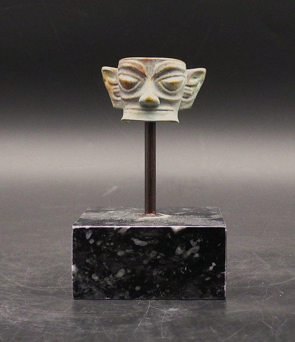 sculptuur, Hongshan Cultuur Bronzen Masker van het type, Antiek en Kunst, Curiosa en Brocante