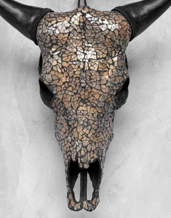 Adembenemende koeien schedel met glasmozaïek-inleg Schedel -, Antiek en Kunst, Kunst | Designobjecten