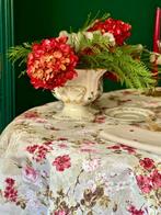 Kleed met romantische bloemenprint in Victoriaanse stijl, Antiek en Kunst