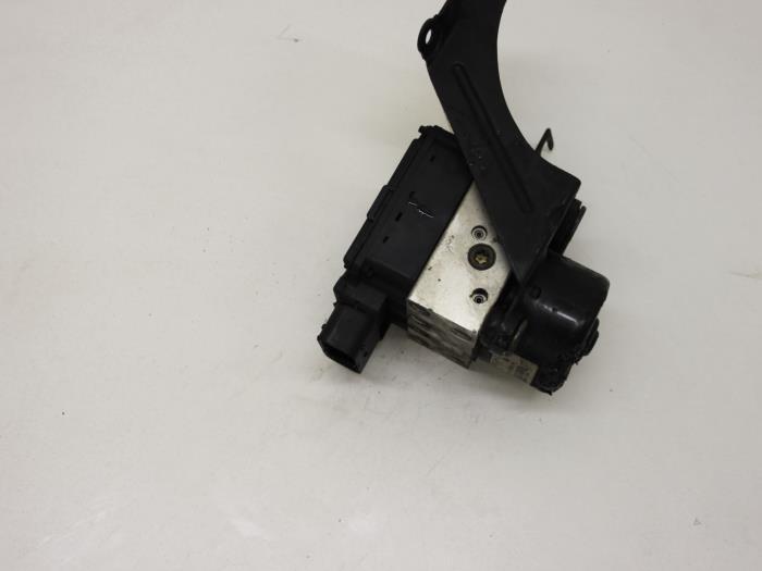 ABS Pomp Ford Focus O134647, Auto-onderdelen, Remmen en Aandrijving