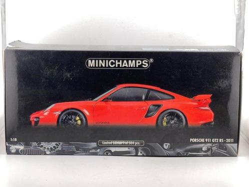 Minichamps 1:18 - Modelauto - 2011 Porsche 911 GT2 RS -, Hobby en Vrije tijd, Modelauto's | 1:5 tot 1:12
