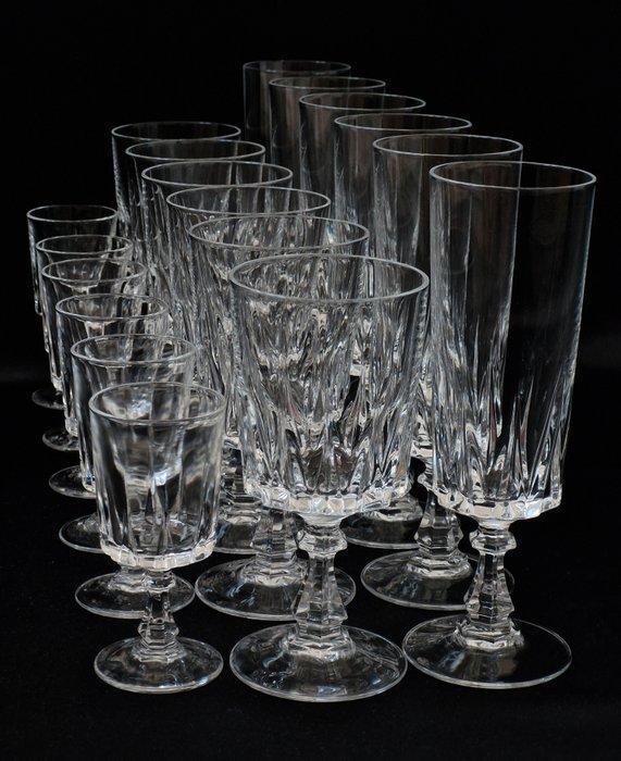 Crystal DArques - Drinkservies voor 6 (18) - Louvre -, Antiek en Kunst, Antiek | Meubels | Tafels