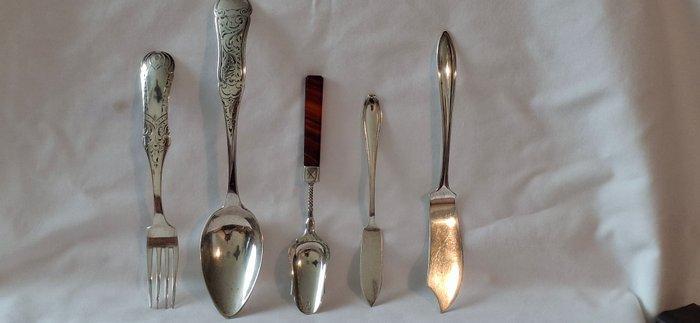 Bestekset (5) - Antiek Zilver Bestek, w.o. Biedermeier, 19e, Antiek en Kunst, Antiek | Zilver en Goud
