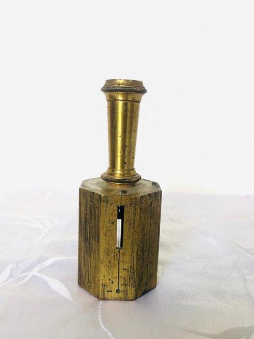 Theodoliet - ancien - 1850 - laiton massif, Verzamelen, Foto-apparatuur en Filmapparatuur