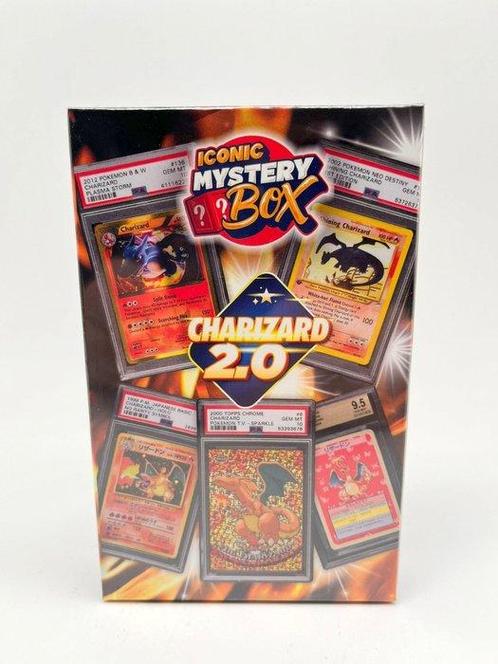 Iconic mystery box - Mystery box - Charizard 2.0, Hobby en Vrije tijd, Verzamelkaartspellen | Pokémon