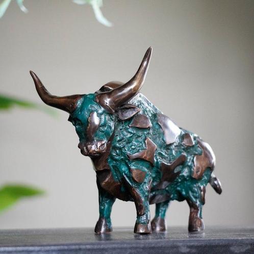 Sculpture, NO RESERVE PRICE - Bull in Pieces Sculpture - 17, Antiek en Kunst, Kunst | Designobjecten