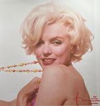 BERT STERN - Marilyn Monroe streching the Beads, Antiek en Kunst