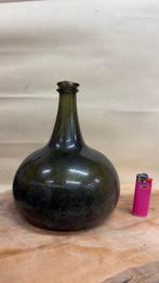 Fles - Glas - 17e eeuws wijnfles