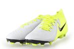 Nike Voetbalschoenen in maat 42 Zilver | 5% extra korting, Kleding | Heren, Schoenen, Overige kleuren, Verzenden, Nike, Zo goed als nieuw