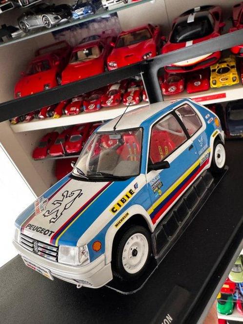 Solido 1:18 - Modelauto - Peugeot 205 Rallye 1.9L MK1 - De, Hobby en Vrije tijd, Modelauto's | 1:5 tot 1:12
