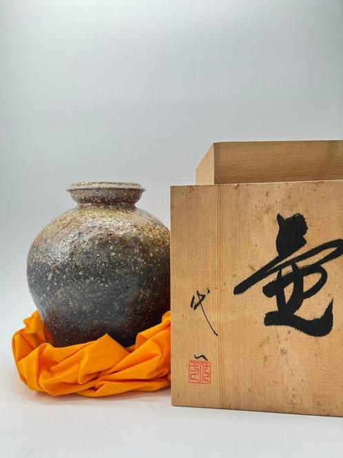 - Argile - Shigaraki Vase  by master craftsman Daiichi, Antiek en Kunst, Antiek | Overige Antiek