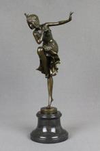 after Demetre Chiparus - sculptuur, Hindu Dancer - 3,2 kg -, Antiquités & Art