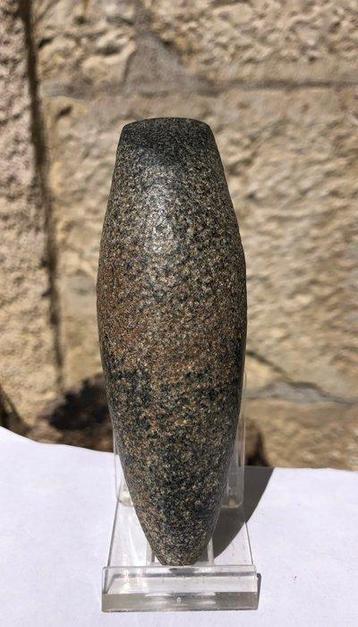 Néolithique Pierre Magnifique hache polie ( MUSEUM Quality )