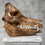 Geen veilingprijs - Prachtige bruine, uitgehouwen patina