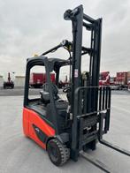 Linde E14-02, Chariot élévateur