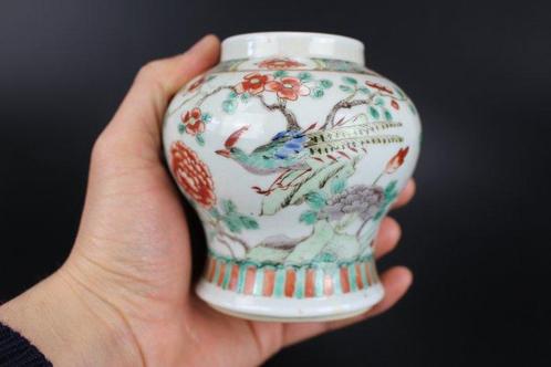 Vaas - Porselein - China - Qing Dynastie (1644-1911) -, Antiek en Kunst, Antiek | Overige Antiek
