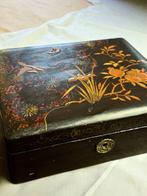 Doos (2) - Hout - cadeausets met Japanse lak, Antiek en Kunst