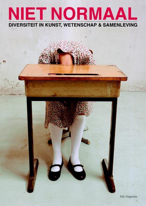 Niet normaal 9789056627140 Ine Gevers, Livres, Art & Culture | Arts plastiques, Envoi