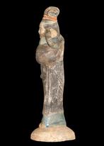 Oud-Chinees Terracotta Vrouwelijk hofdienaar beeldje