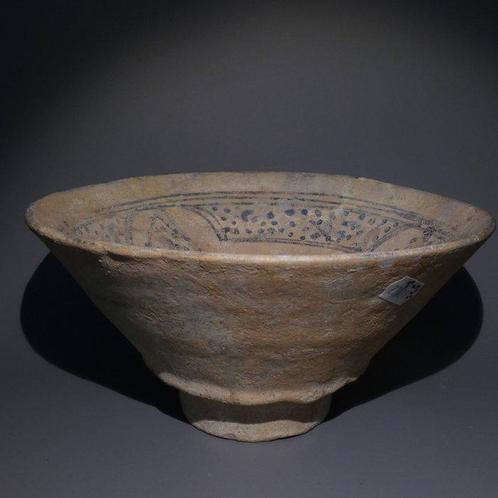 Islamique Poterie Grand plat émaillé. 20 cm de profondeur., Verzamelen, Mineralen en Fossielen