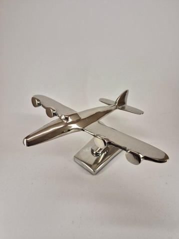 Avion miniature - Maquette dun modèle davion en métal