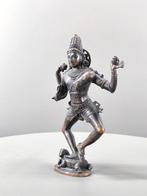 Vijayanagara-rijk Een bronzen beeld van Shiva Nataraja - 21, Verzamelen