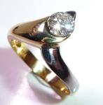 18 karaat Goud, Witgoud - Ring - 0.70 ct Diamant - Ringmaat: