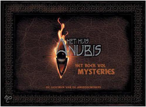 Het boek vol mysteries / Het Huis Anubis 9789059162747, Boeken, Kinderboeken | Jeugd | 13 jaar en ouder, Gelezen, Verzenden