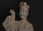 Oud-Chinees Terracotta Enorm danseresfiguur - 73 cm, Verzamelen