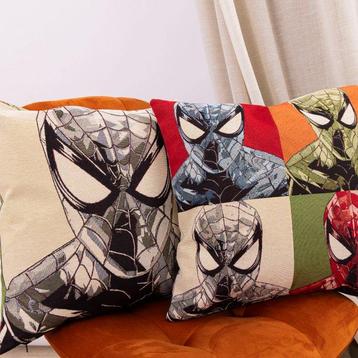 02 Taies doreiller faites main 45x45 Spyder Man - Pop Art -