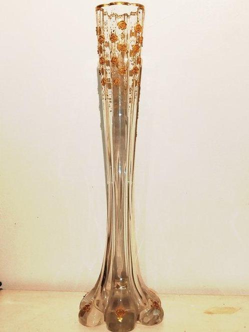 Très grand vase en cristal émaillé à lor de fleurs Art, Antiek en Kunst, Antiek | Glaswerk en Kristal
