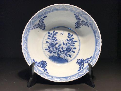 Bol floral délicat chinois bleu et blanc pour le Vietnam du, Antiek en Kunst, Antiek | Overige Antiek