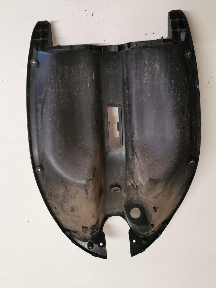 Kymco Sento 2009 / beenschild, Fietsen en Brommers, Brommeronderdelen | Scooters, Kap, Overige merken, Ophalen of Verzenden