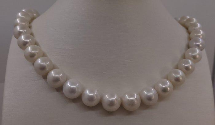 Collier Perles Edison blanches rondes de 11x13 mm, Handtassen en Accessoires, Kettingen