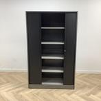 Tweedehands Ahrend roldeurkast / garagekast vv 4 legborden, Gebruikt