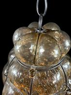 Plafondlamp - Glas - Een glazen hanglamp, Venetiaanse stijl.