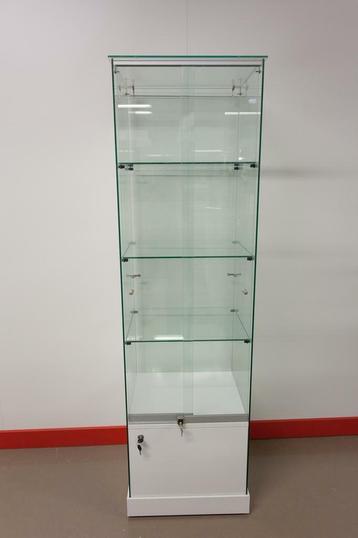 *TIP*  Italiaanse glossy wit vitrinekast op wielen met onde beschikbaar voor biedingen
