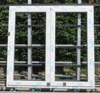 pvc raam , chassis van 157 x 151  wit / mahonie