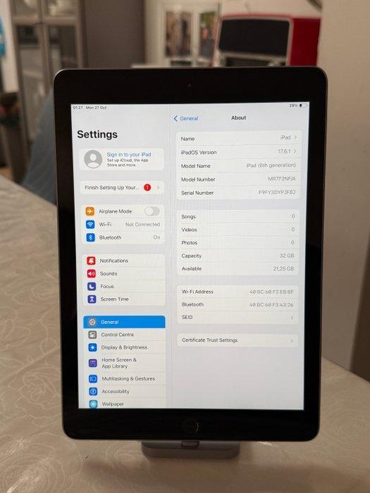 Apple iPad (6th generation) iPad 6th Gen (2018) 9.7, -, Games en Spelcomputers, Spelcomputers | Overige Accessoires