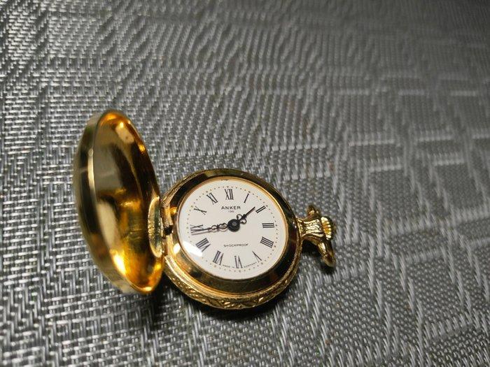 Anker-100 - Shockproof - Vintage gold platted woman, Bijoux, Sacs & Beauté, Montres | Hommes