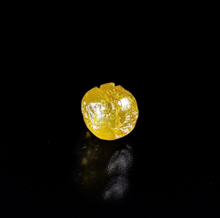 RARISSIME Diamant Fancy Vivid Yellow - 0,21 ct – Indië GEEN, Verzamelen, Mineralen en Fossielen