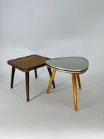 Tables gigognes - Bois, Métal, laminat - Deux pots de